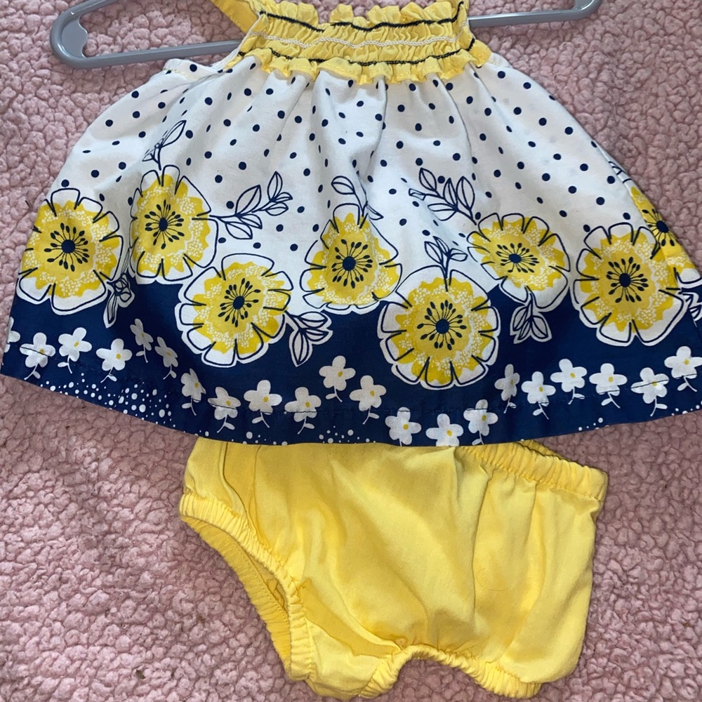 Baby out fit